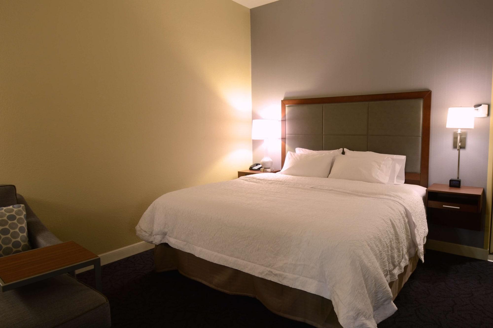 Hampton Inn & Suites Cazenovia, Ny מראה חיצוני תמונה