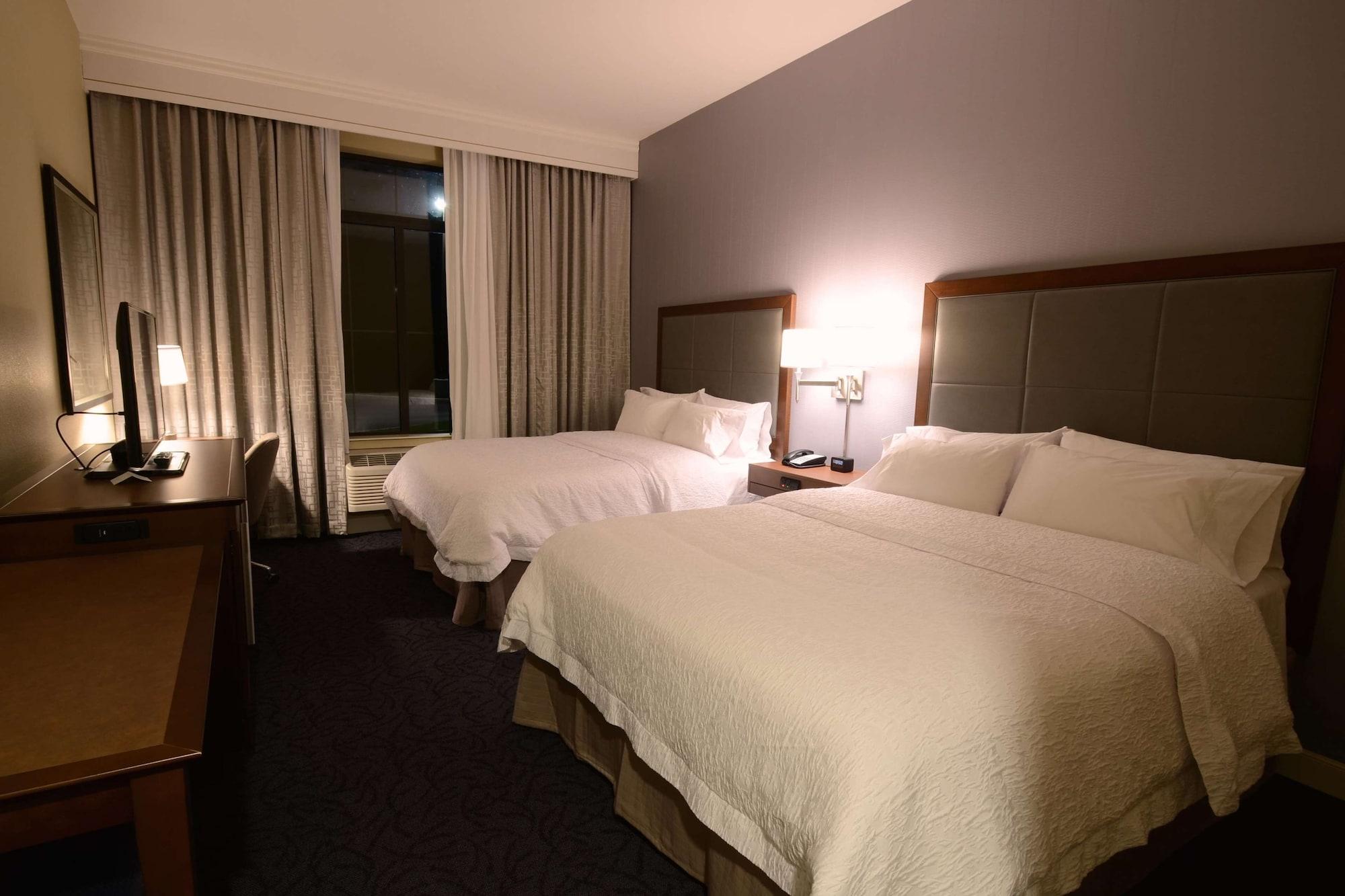 Hampton Inn & Suites Cazenovia, Ny מראה חיצוני תמונה