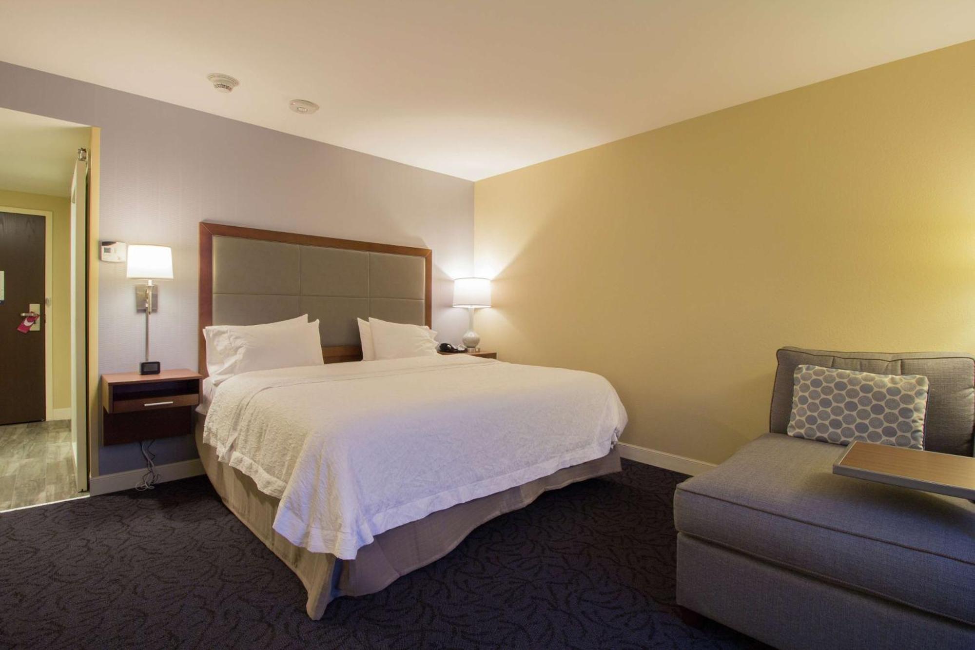 Hampton Inn & Suites Cazenovia, Ny מראה חיצוני תמונה