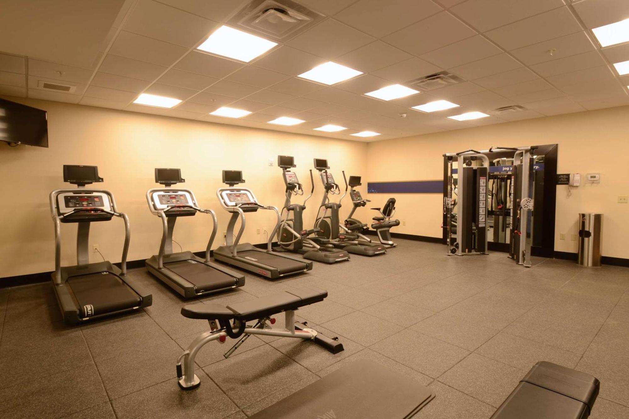 Hampton Inn & Suites Cazenovia, Ny מראה חיצוני תמונה
