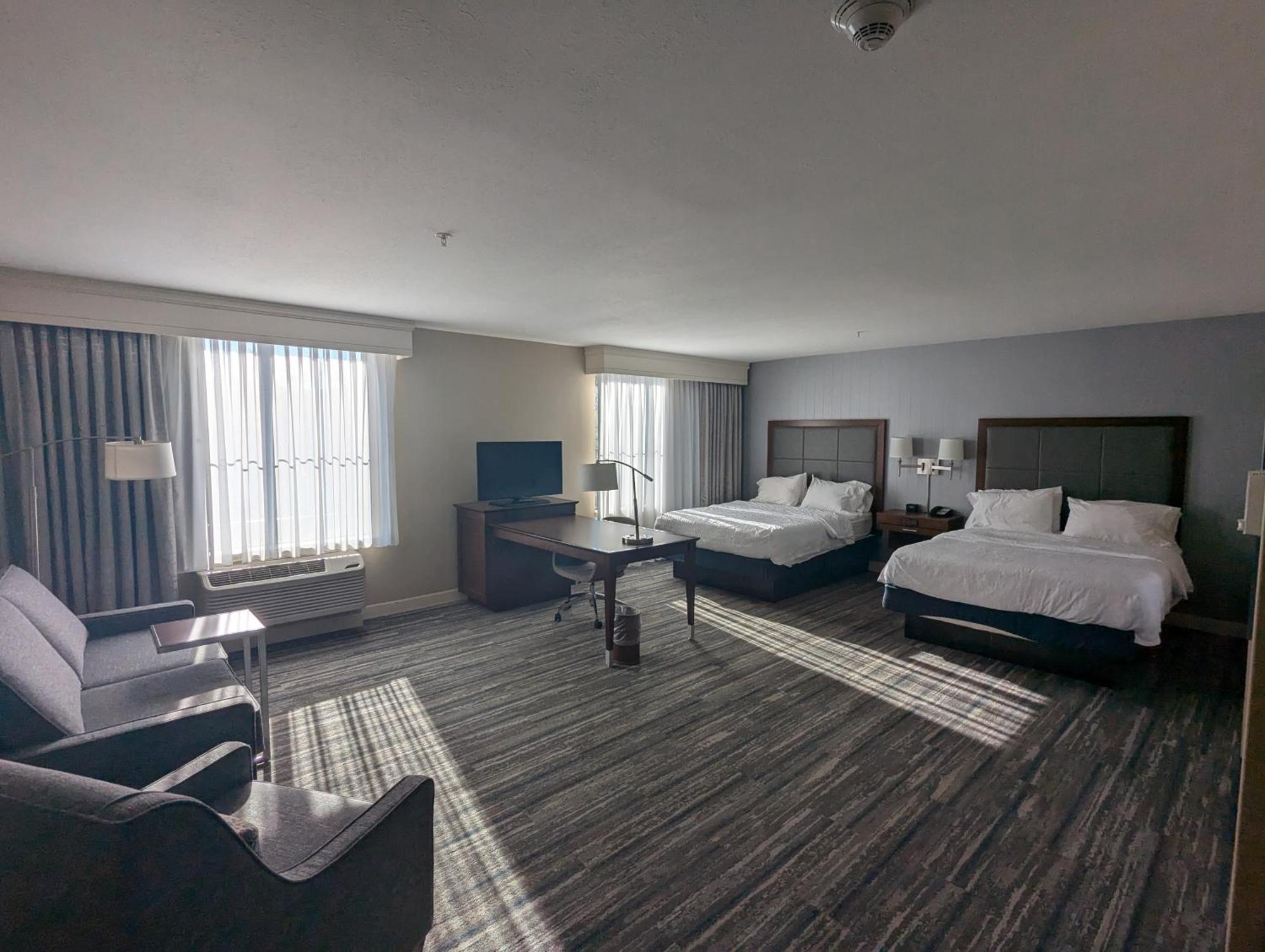 Hampton Inn & Suites Cazenovia, Ny מראה חיצוני תמונה